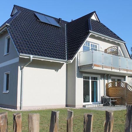 Ferienwohnung Van Der Holm Born Exteriör bild