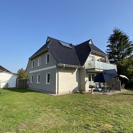 Ferienwohnung Van Der Holm Born Exteriör bild