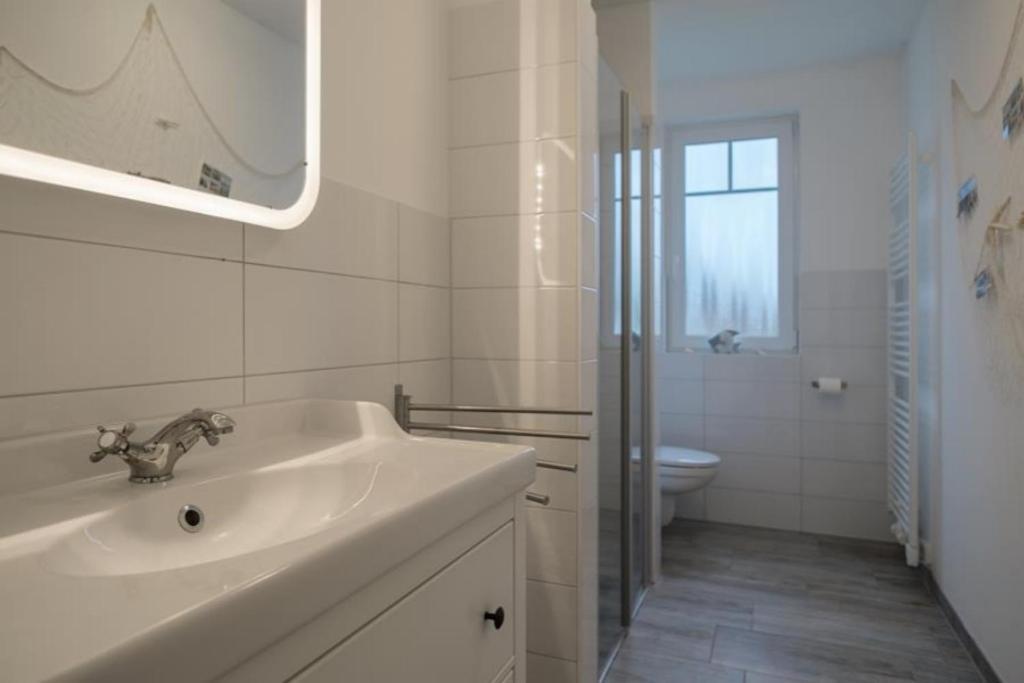Ferienwohnung Van Der Holm Born Exteriör bild