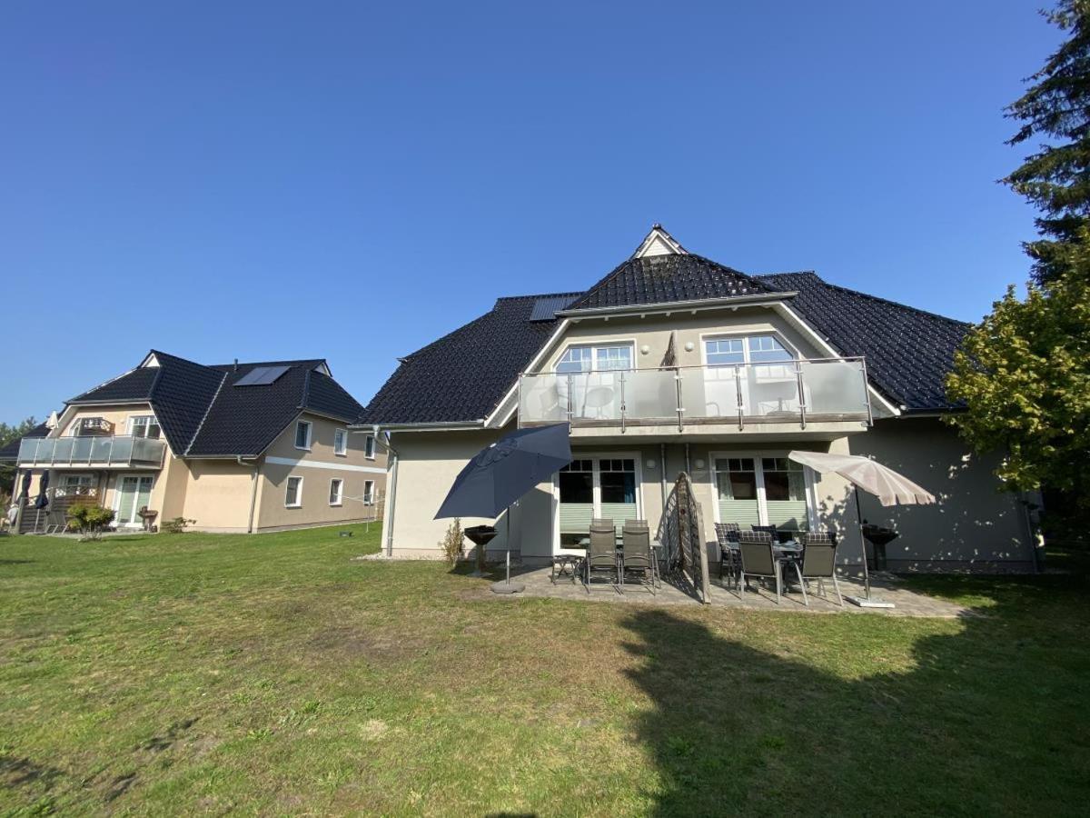 Ferienwohnung Van Der Holm Born Exteriör bild