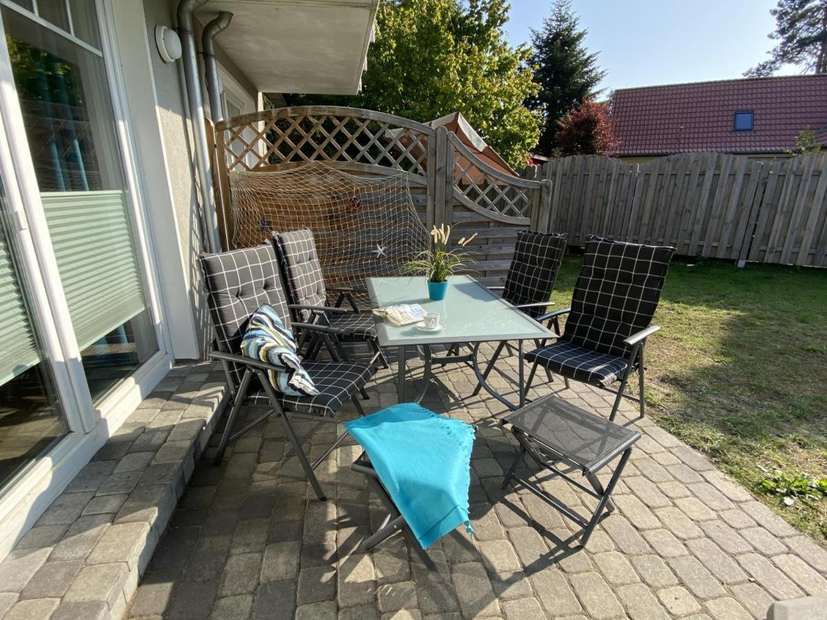 Ferienwohnung Van Der Holm Born Exteriör bild