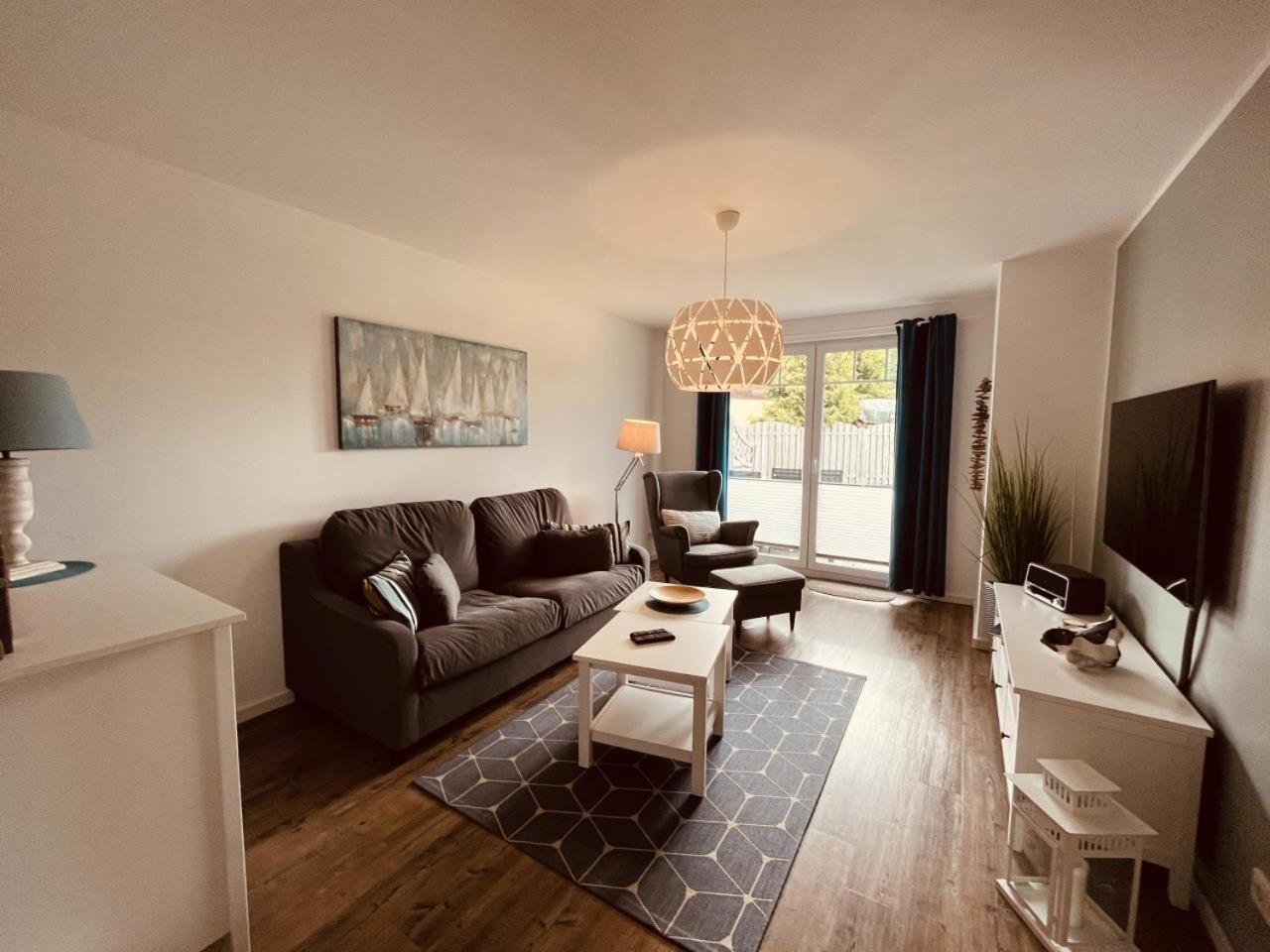 Ferienwohnung Van Der Holm Born Exteriör bild