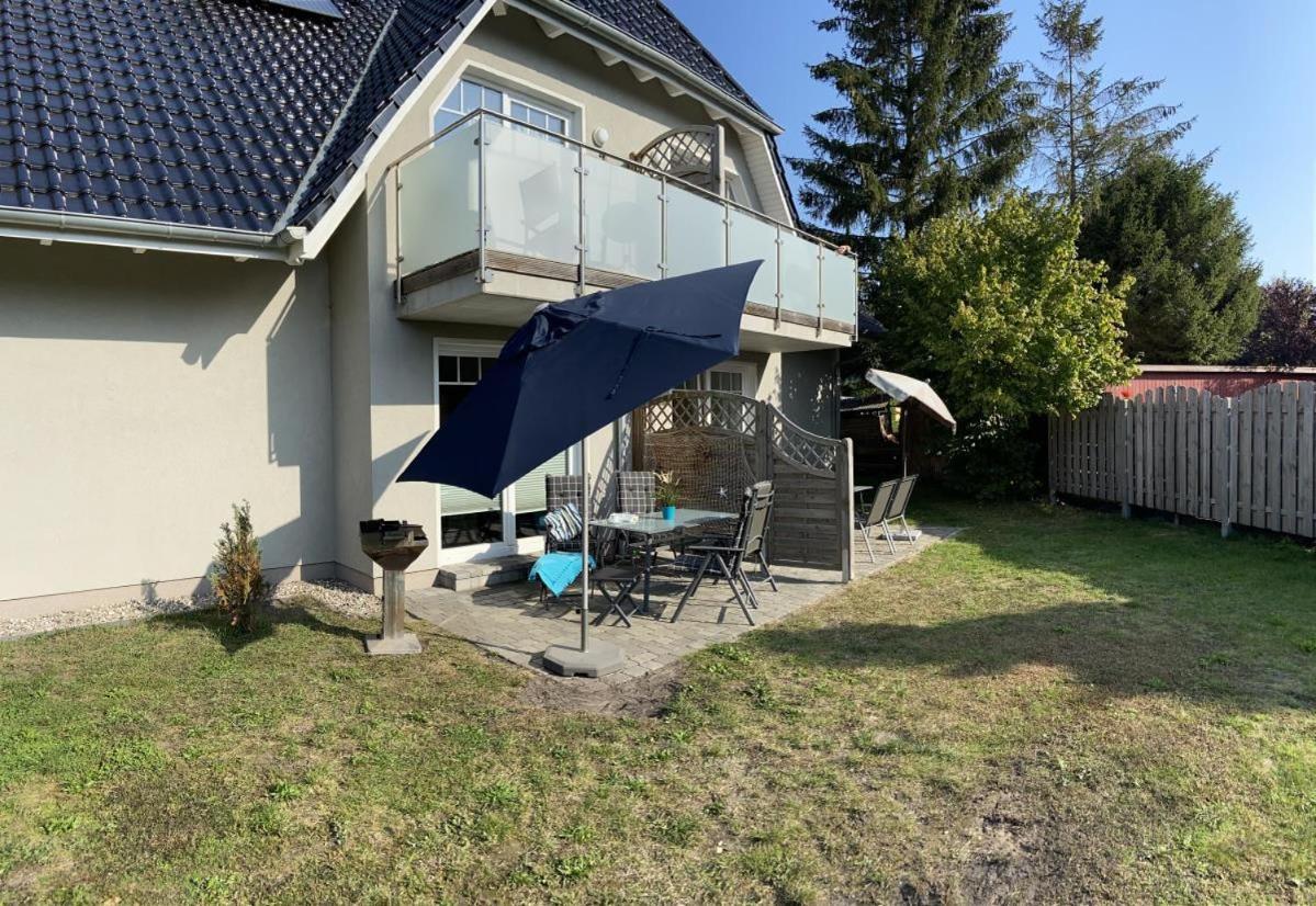 Ferienwohnung Van Der Holm Born Exteriör bild